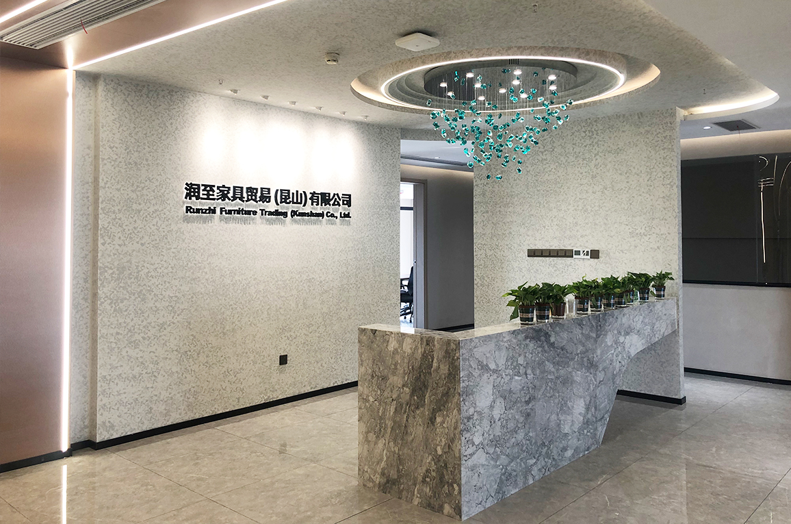 潤至(zhi)傢具貿(mao)易(崑(kun)山)有限(xian)公司-傢(jia)具公(gong)司(si)辦(ban)公(gong)傢具配套案(an)例